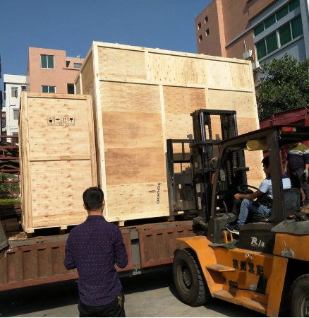 ���ͻ�е��װ�� ʵľ�ɲ�жľ��װ�� ���ϰ������豸ľ��